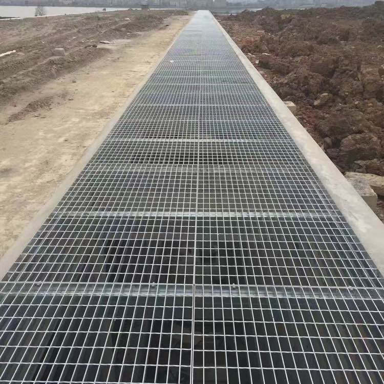 镀锌钢格板焊接